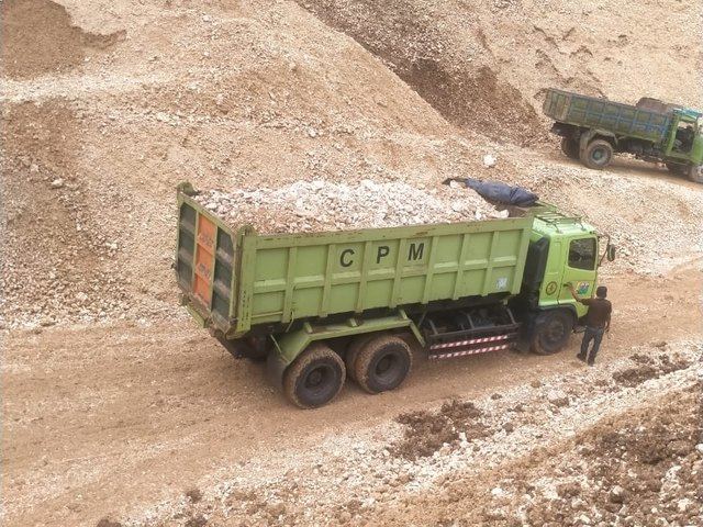 Operasi quarry